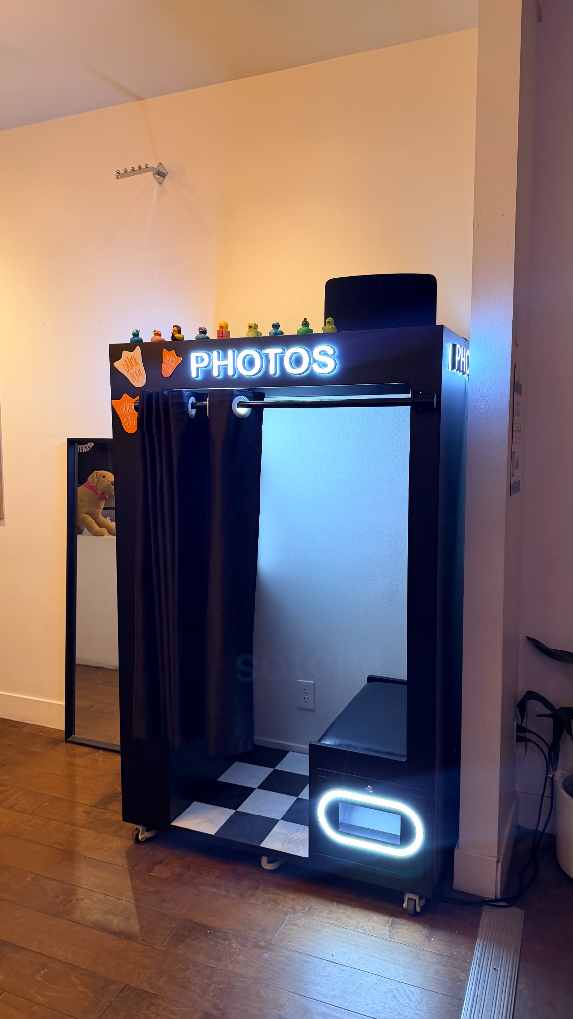 Front view of the illuminated KPTZ Classic Photo Booth